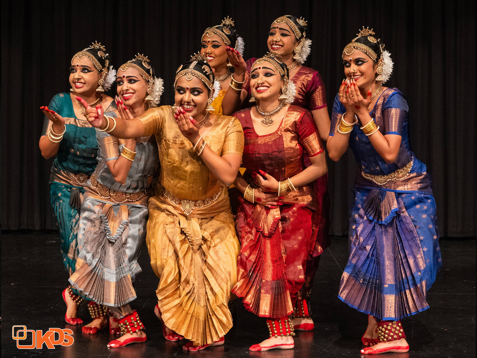 Rasanupavam dancers